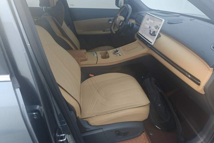 Used Geely Galaxy Galaxy Xingjian 7 EM-i 2025 120km Flagship Edition