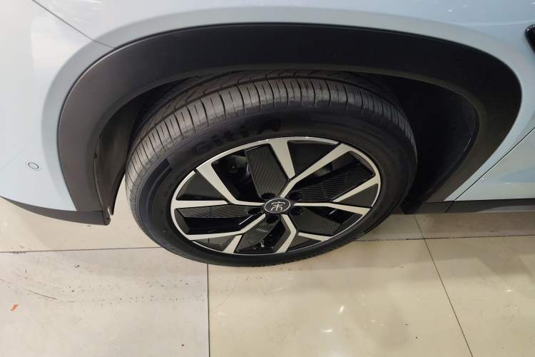 Used BYD Song L DM-i 2025 Intelligent Driving Version 160 km Beyond-Range Type