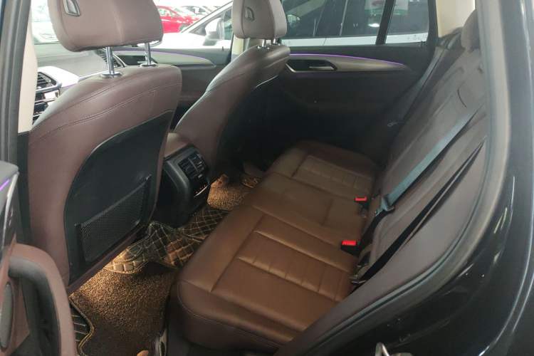 Used BMW iX3 2021 Updated Leading Edition
