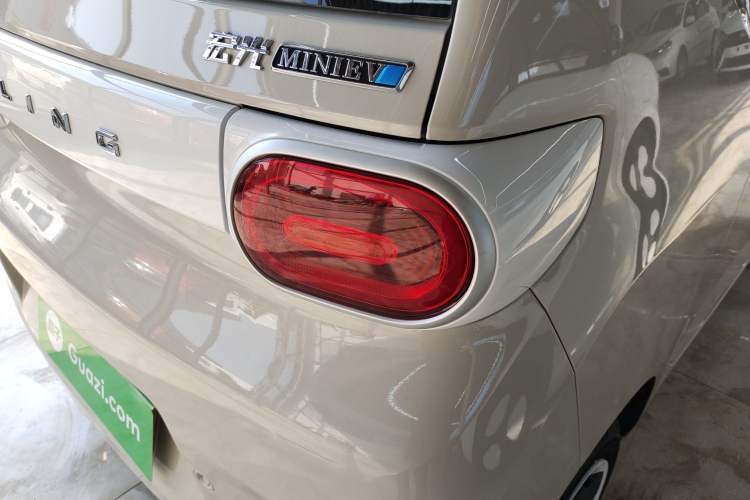 Used Wuling Hongguang MINIEV 2024 3rd Generation 215km Youth Edition