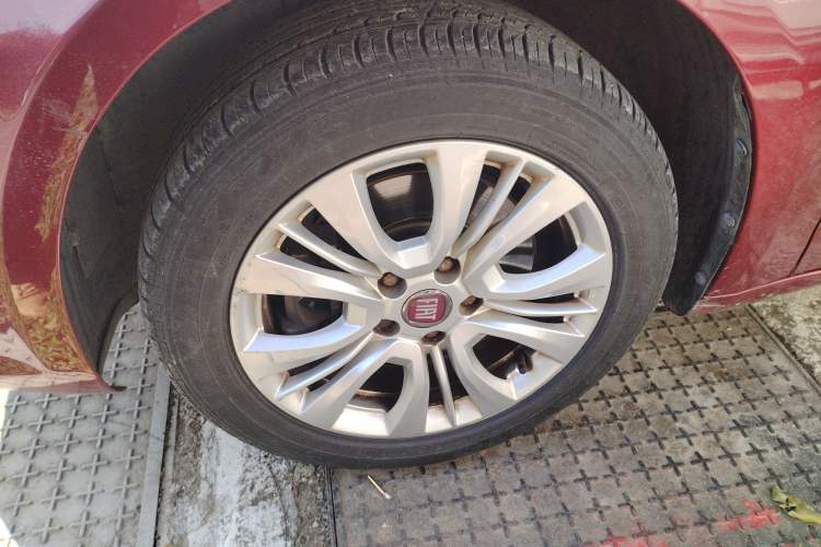 Used Fiat Viaggio 2015 1.4T Automatic Jingxiang Edition
