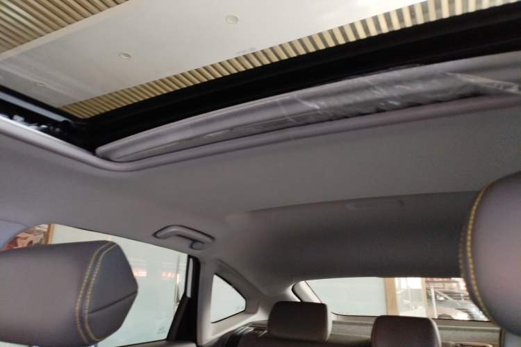 Used Baojun RC-5 2020 1.5T CVT Smart Luxury Edition
