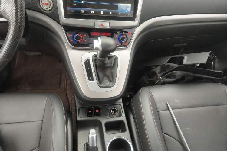 Used Haval M6 2019 1.5T DCT Two-Wheel Drive Value Edition China VI Standard
