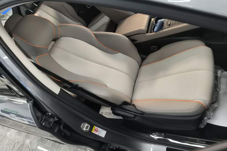 Used BYD Yuan PLUS 2024 Honor Edition 430KM Leading Model
