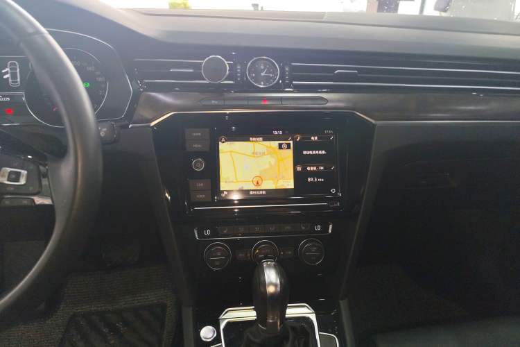 Used Volkswagen Magotan 2019 330TSI DSG Luxury Version China VI Standard