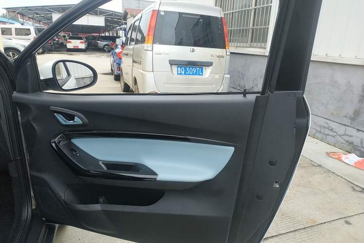 Used Chery Little Ant 2022 Sweet Pink Edition Full-Sugar Version Lithium Iron Phosphate 30 kW 301 km
