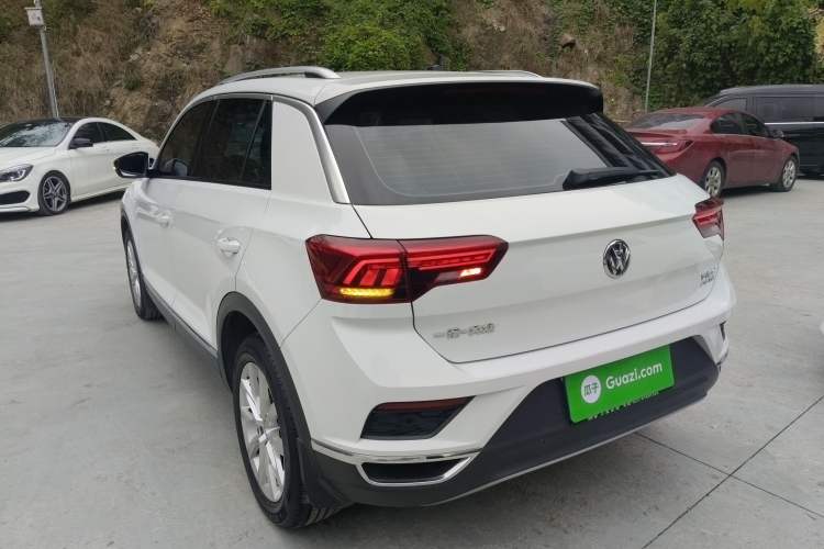 Used Volkswagen T-ROC 2019 230TSI DSG Two-Wheel-Drive Advanced Version China VI Standard
