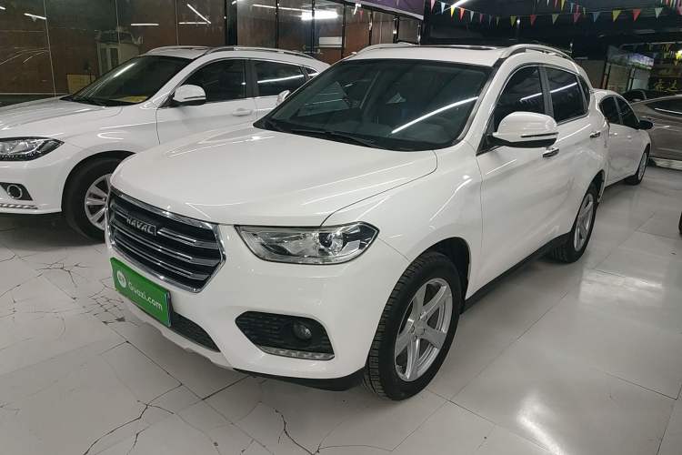 Used Haval H2 2018 1.5T Dual-Clutch Two-Wheel Drive Fashion Model China VI Standard
