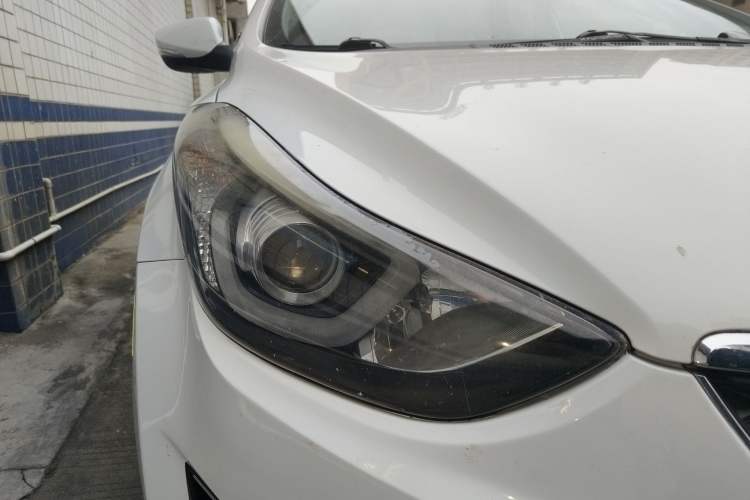 Used Hyundai Elantra (5th Generation / Langdong) 2016 1.6L Automatic Prestige Edition
