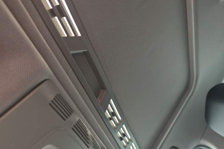 Used BMW 3 Series 2016 320Li Fashion Model
