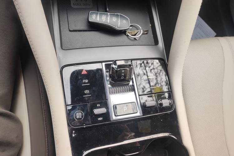 Used BYD Song PLUS New Energy 2025 DM-i Smart Drive 112KM Prestige Model