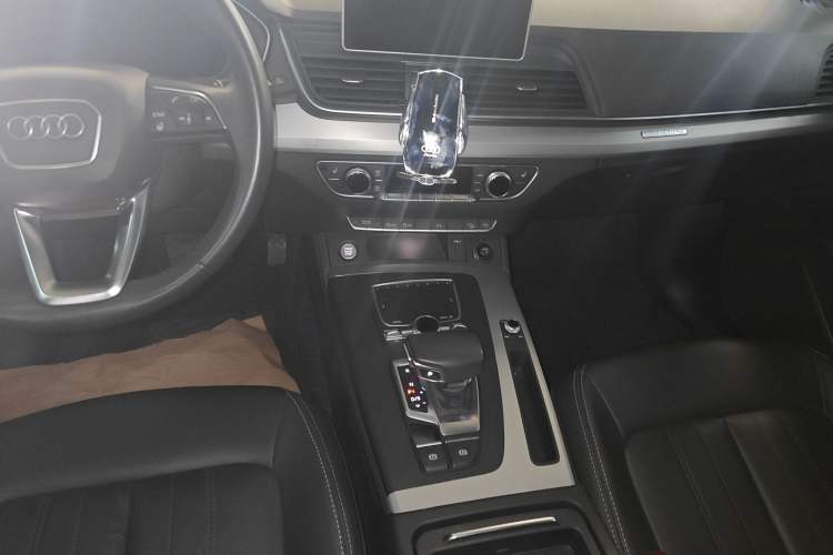 Used Audi Q5L 2020 Updated 40 TFSI Prestige Fashion Edition
