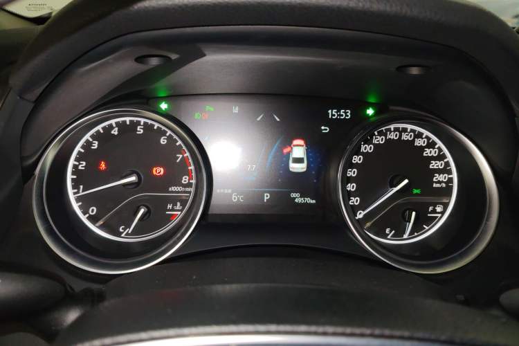 Used Toyota Camry 2021 2.0G Luxury Edition
