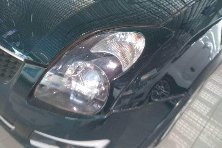 Used Suzuki Swift 2016 1.5L Automatic Fashionable Coolplay Edition
