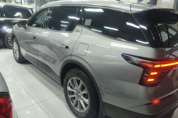 Used Ford Edge 2023 Ford Explorer L 2.0T EcoBoost Two-Wheel Drive 5-Seater Fashion Edition