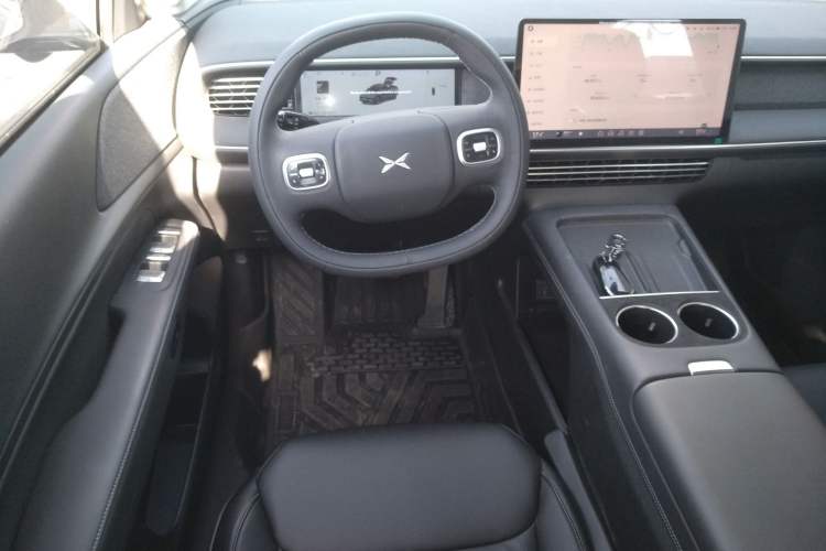 Used XPeng G6 2023 755 Ultra-Long Range Pro
