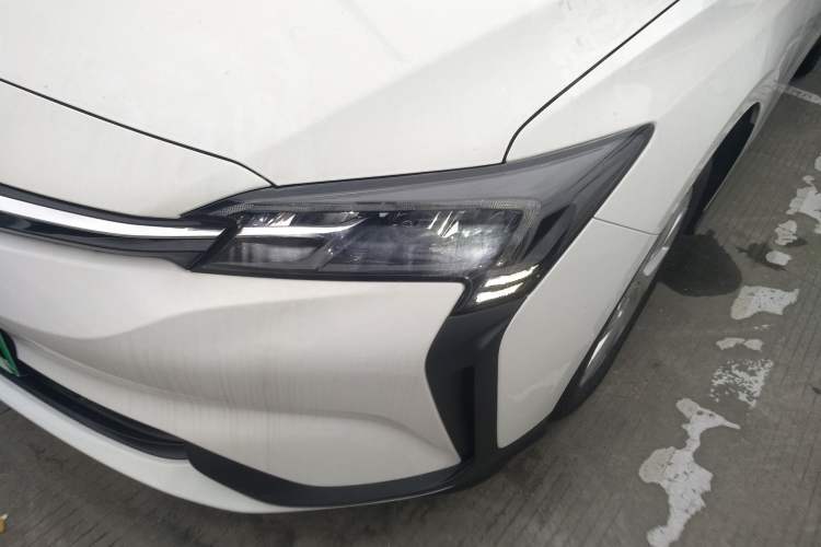 Used Buick Velite 6 2023 430km Range Commuter Version
