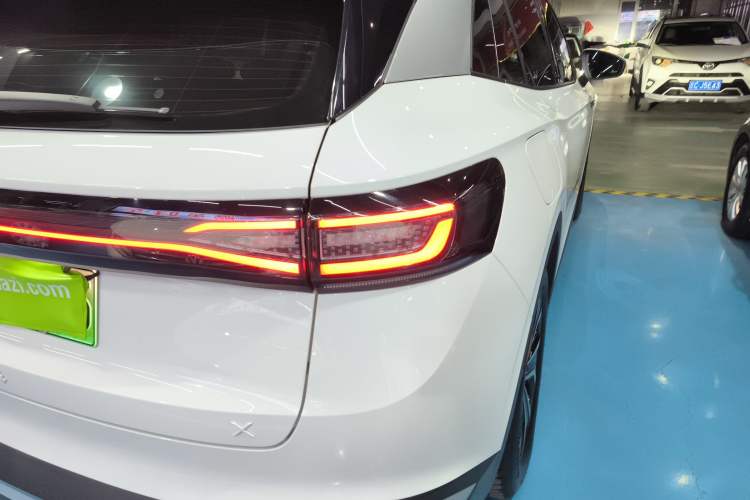 Used Volkswagen ID.4 X 2024 Pure & Smart Edition