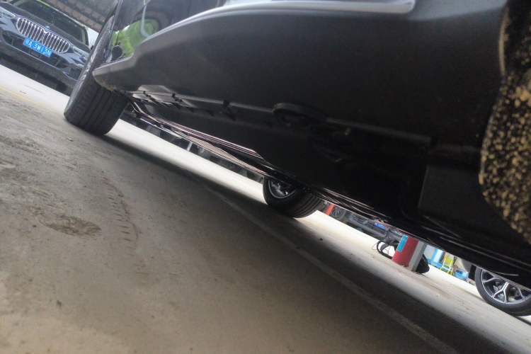 Used Mercedes-Benz GLC 2025 Refreshed GLC 300 L 4MATIC Dynamic Version 5 Seats
