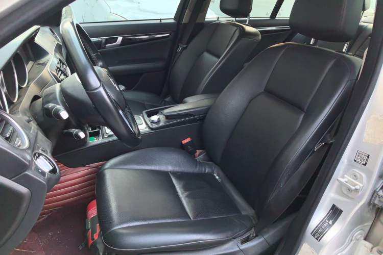 Used Mercedes-Benz C-Class 2013 C 180 Classic Grand Edition