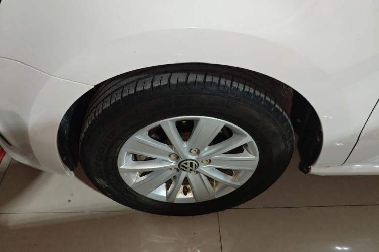 Used Volkswagen Polo 2016 1.4L Manual Fashion Model
