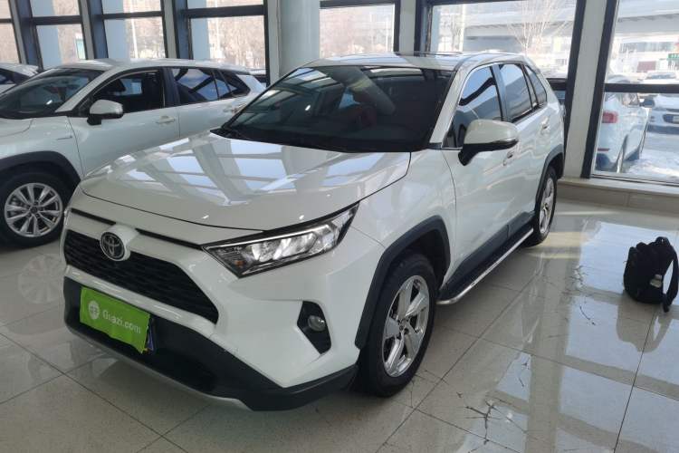 Used Toyota RAV4 2020 2.0L CVT Two-Wheel Drive Fashion Edition