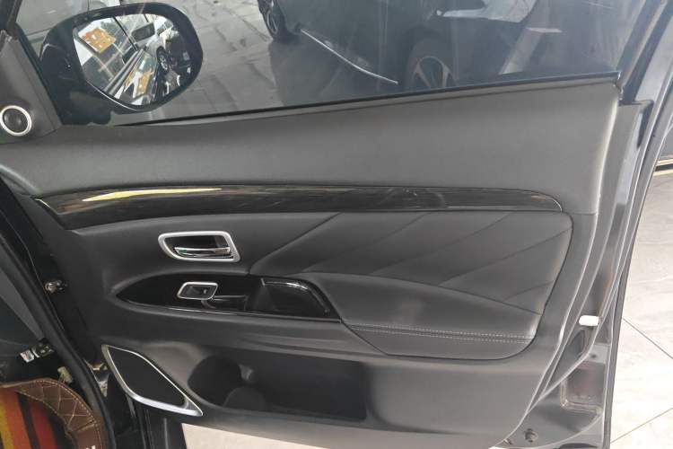 Used Mitsubishi Outlander 2020 2.0L Two-Wheel Drive Enjoyment Version 5 Seats
