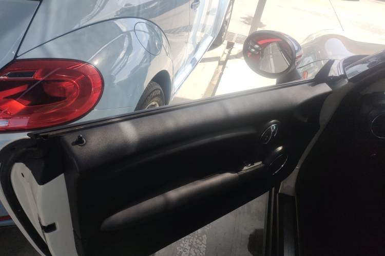 Used  MINI 2014 1.2T ONE
