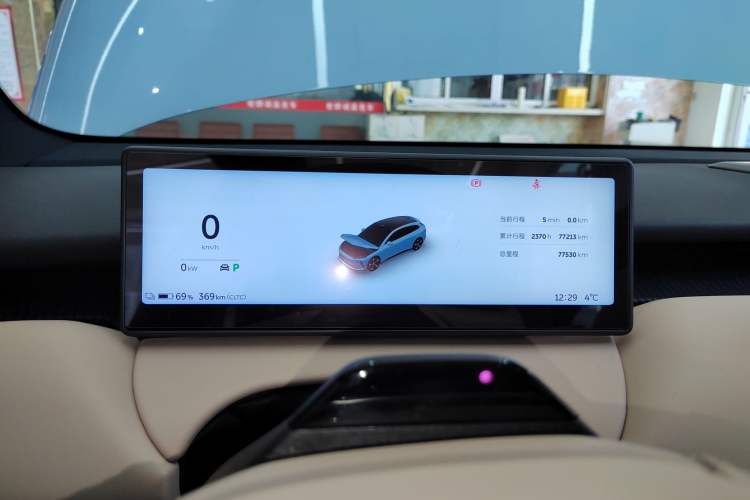 Used Nio ET5T 2023 75 kWh Touring