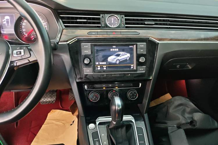 Used Volkswagen Magotan 2019 330TSI DSG Leading Model China VI Standard