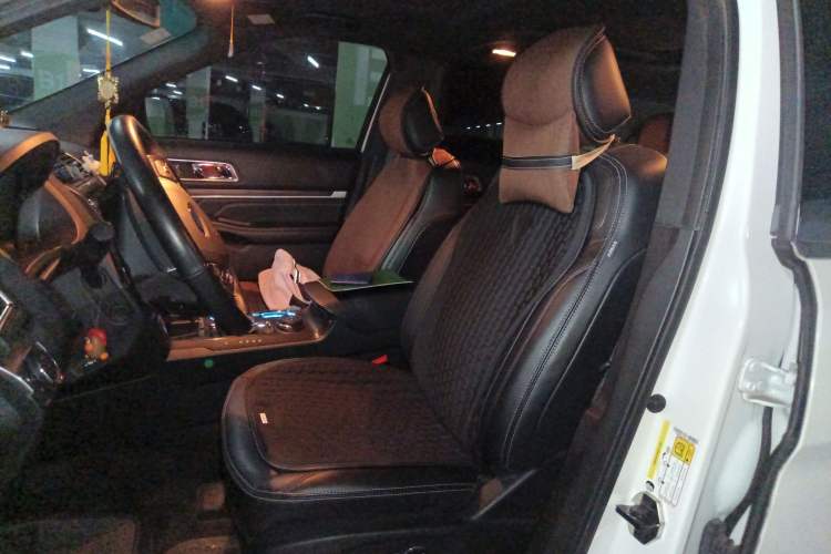 Used Ford Explorer (Import) 2016 2.3T Elite Edition
