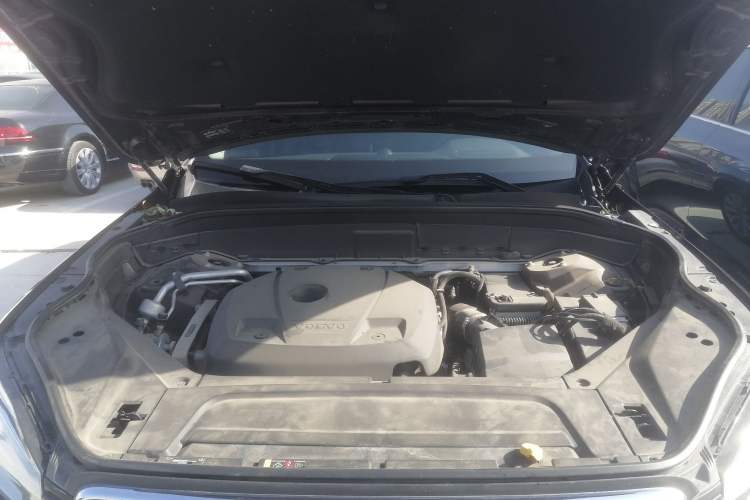 Used Volvo XC90 2018 T5 Zhiyi Edition 7-Seater
