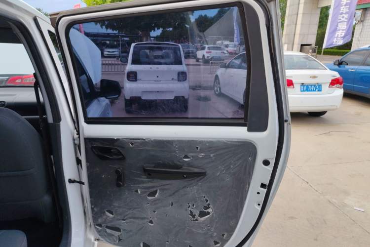 Used Wuling Hongguang New Energy 2024 All-Electric Model 300KM Practical Version
