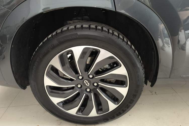 Used Hima AITO M7 2022 1.5T Four-Wheel Drive Luxury Edition
