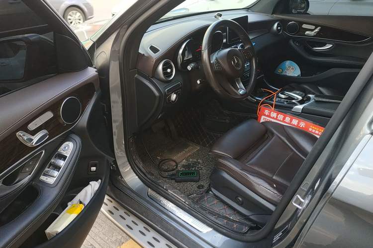 Used Mercedes-Benz GLC 2018 GLC 260 4MATIC Dynamic Edition
