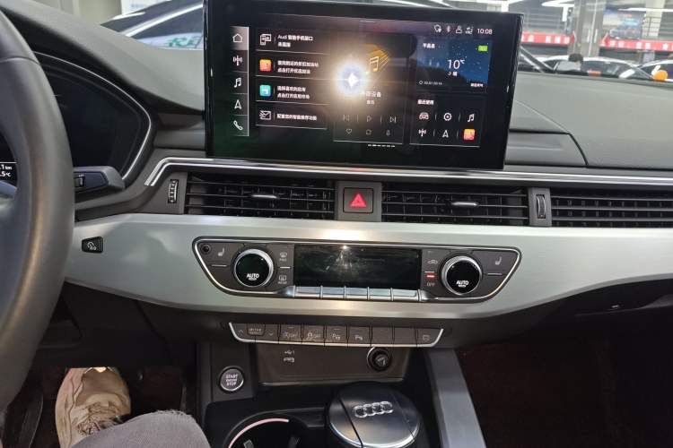 Used Audi A4L 2022 40 TFSI Luxury Dynamic Model
