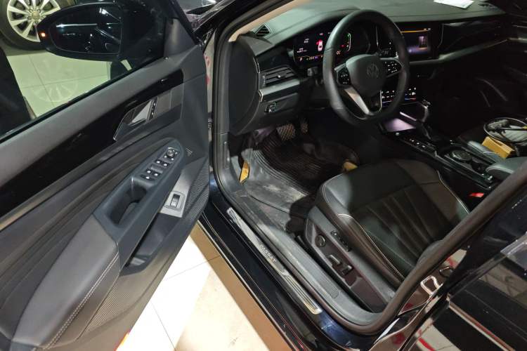 Used Volkswagen Passat 2024 330TSI Starry Elite Edition
