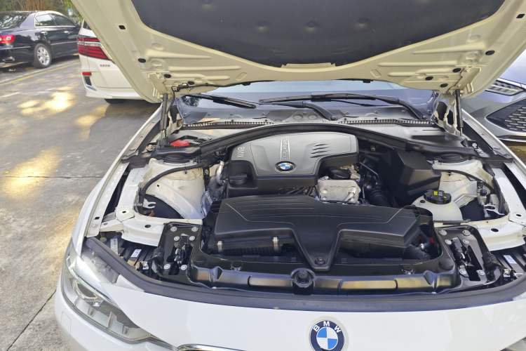 Used BMW 3 Series 2015 320Li Fashion Model