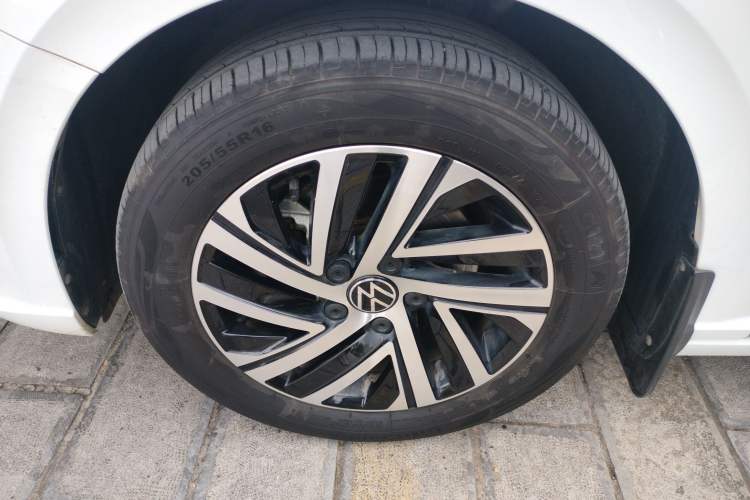 Used Volkswagen Lavida 2023 300TSI DSG Starry Full-Comfort Edition
