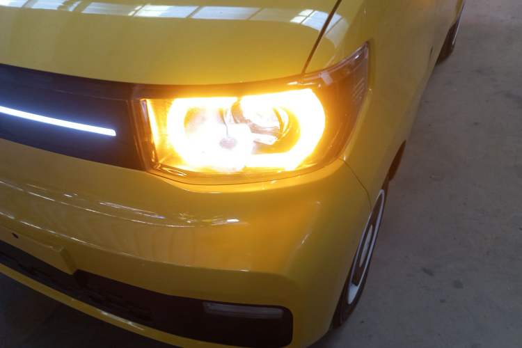 Used Wuling Hongguang MINIEV 2022 Macaron Premium Model – Lithium Iron Phosphate
