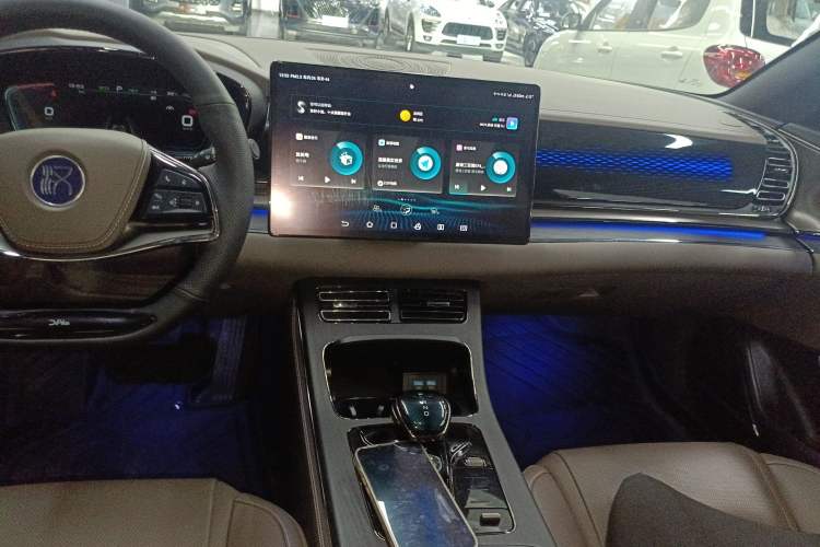 Used BYD Han 2020 DM Four-Wheel Drive Performance Edition Prestige Model