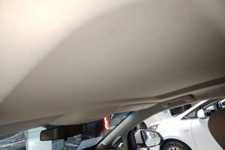 Used Buick GL8 2023 Land Executive Class Smart Enjoyment Model
