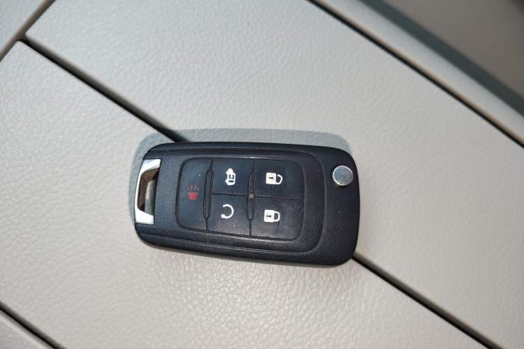 Used Buick GL8 2017 25S Luxury Version China V Standard
