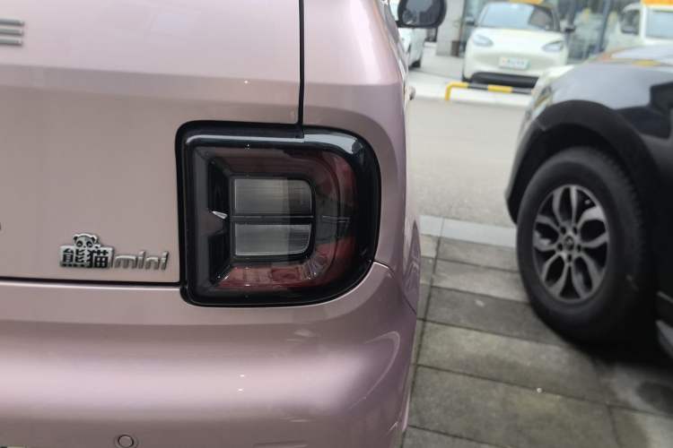 Used  Panda 2023 Panda Mini 200km Endurance Bear