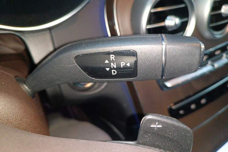 Used Mercedes-Benz GLC 2020 Facelift GLC 260 L 4MATIC Luxury Edition
