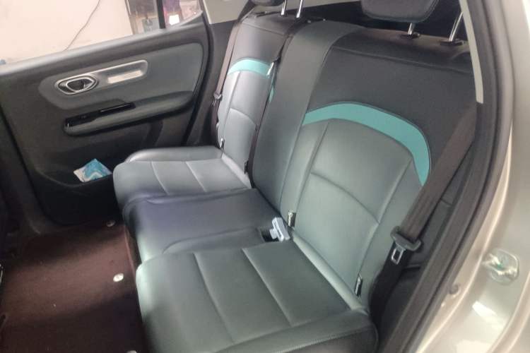 Used AION Y 2023 Plus 510 Smart Edition