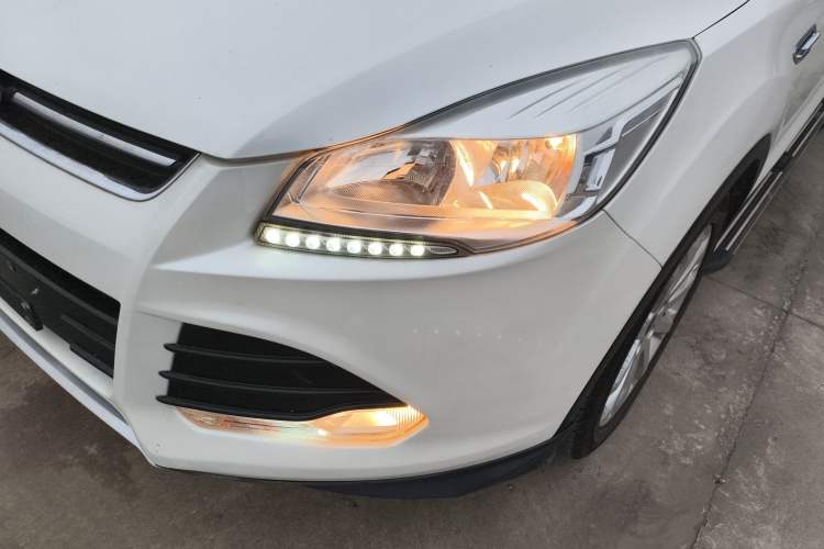 Used Ford Kuga 2015 1.5L GTDi Two-Wheel-Drive Comfort Model
