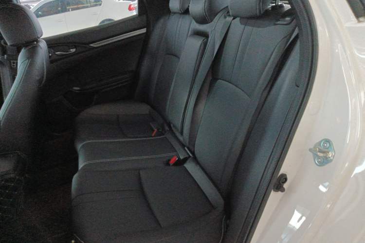 Used Honda Civic 2021 HATCHBACK 220TURBO CVT Trendy Cool Edition
