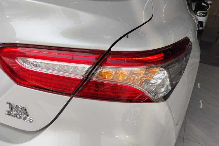 Used Toyota Camry 2018 2.0G Luxury Edition