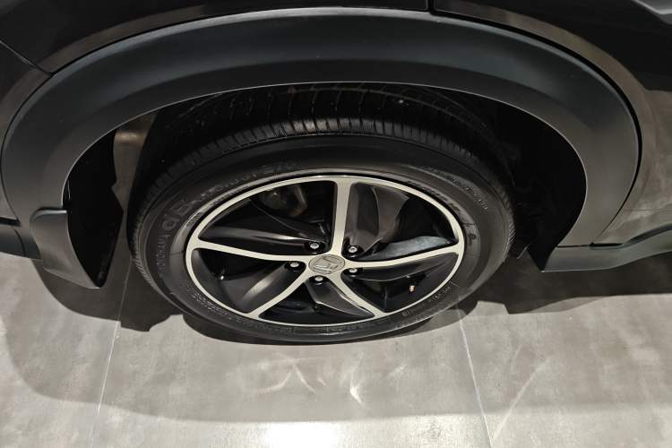 Used Honda Vezel 2020 1.5L CVT Pioneer Edition
